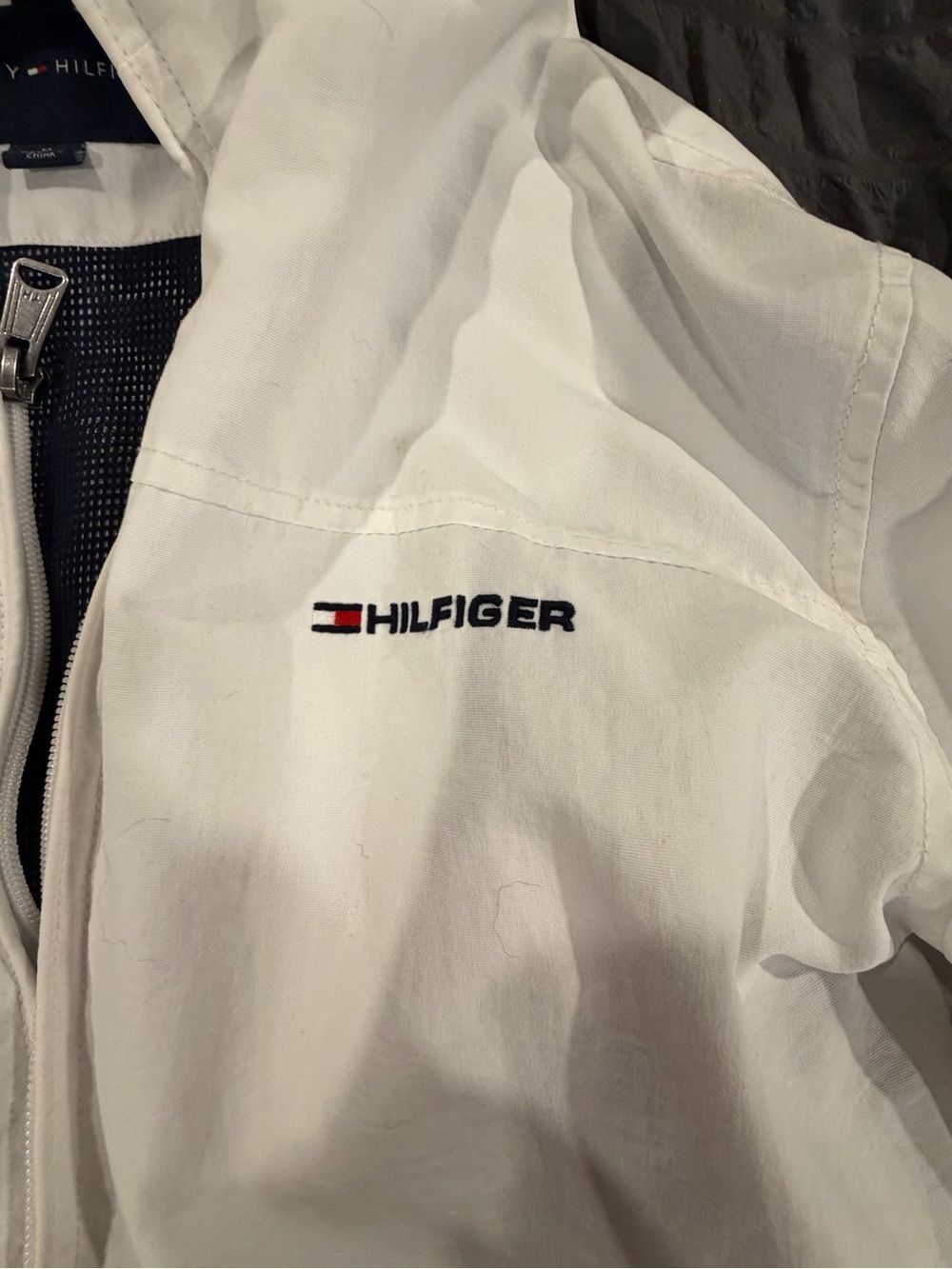 Tommy Hilfiger Men's White Windbreaker with Signature Logo